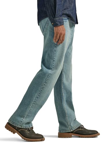 Wrangler Men's Relaxed Fit Bootcut Jean